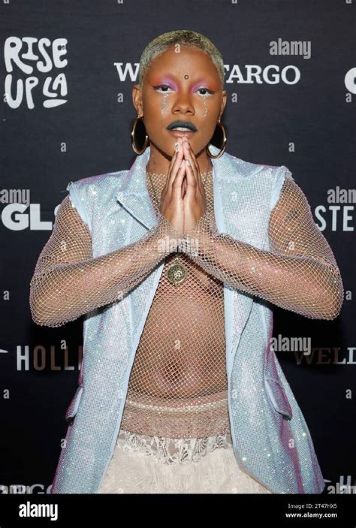 Artist Iniko Wikipedia, Gender, Age: How Old Is The Singer?