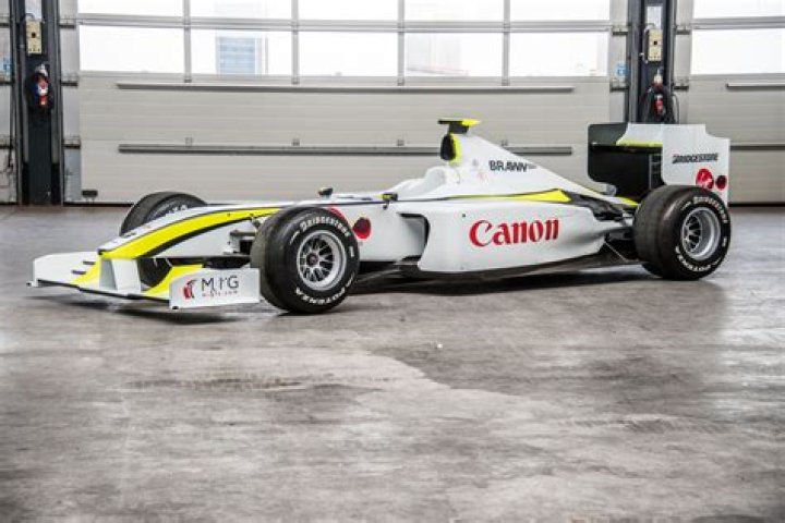 Brawn gets Canon backing for Singapore | F1