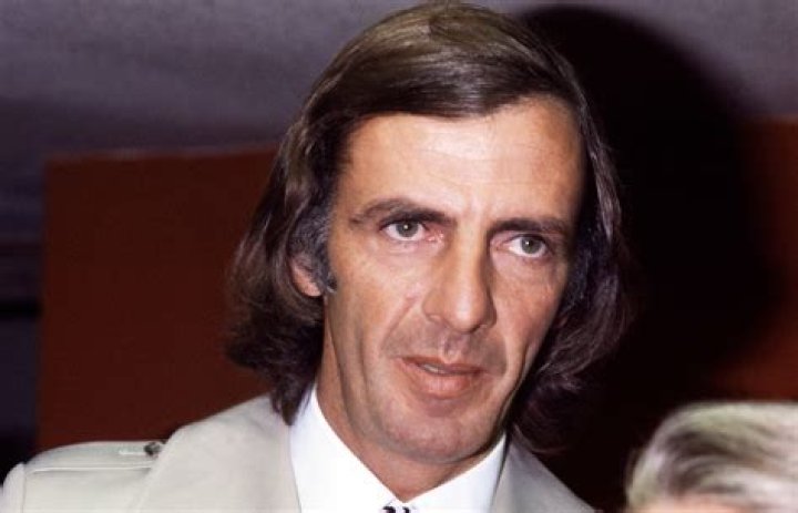 Cesar Luis MENOTTI: “We are far from Germany”