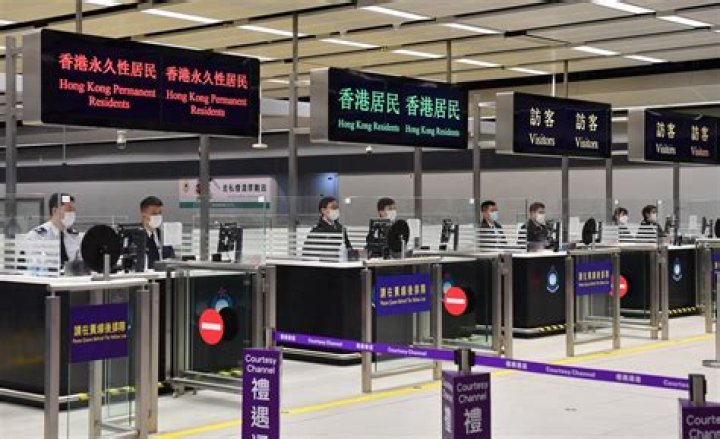 First-ever female head of Airport Security Unit strives to safeguard Hong Kong's airport - Xinhua