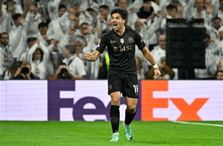 Gio Simeone starts and scores for Napoli in 4-2 loss vs. Real Madrid