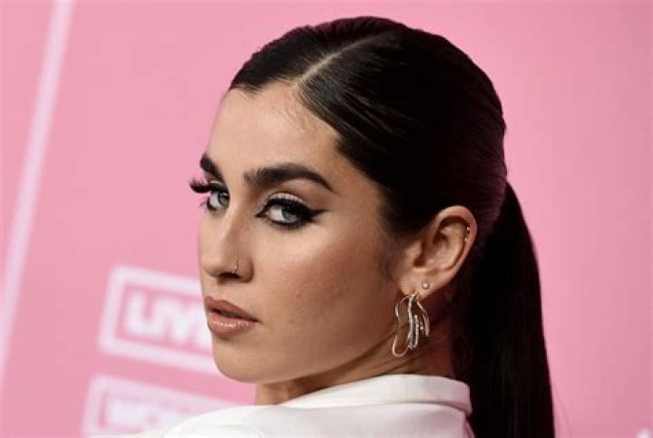 Lauren Jauregui - Bio, Net Worth, Height
