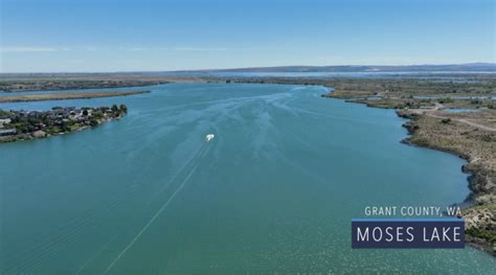 Moses Lake, Washington - FamousFix.com list