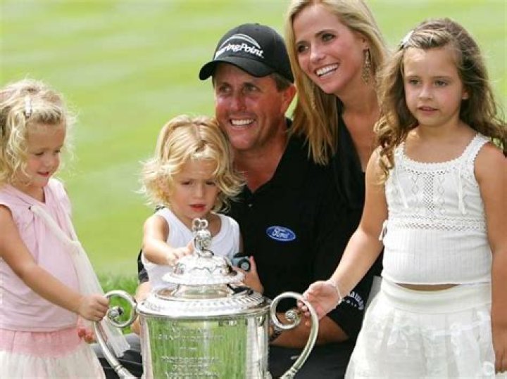 Phil Mickelson Parents: Phil Mickelson Sr., Mary Mickelson