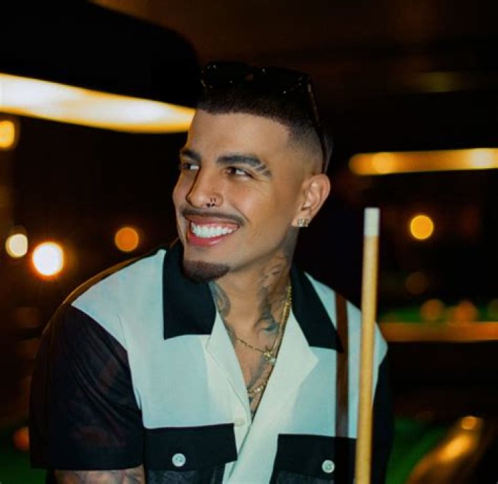 Rauw Alejandro - Bio, Net Worth, Height