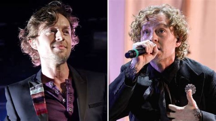 Savage Garden singer Darren Hayes files for divorce after 17 years of marriage