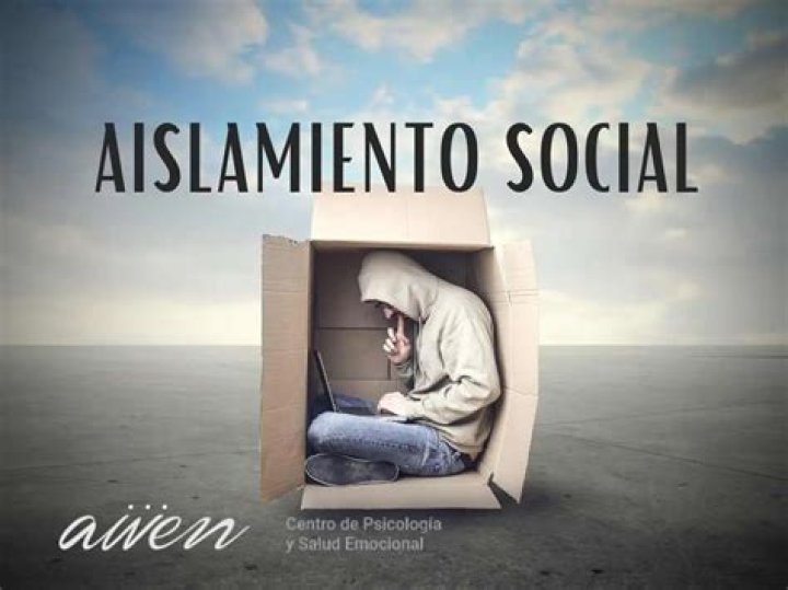 tristeza permanente y aislamiento social